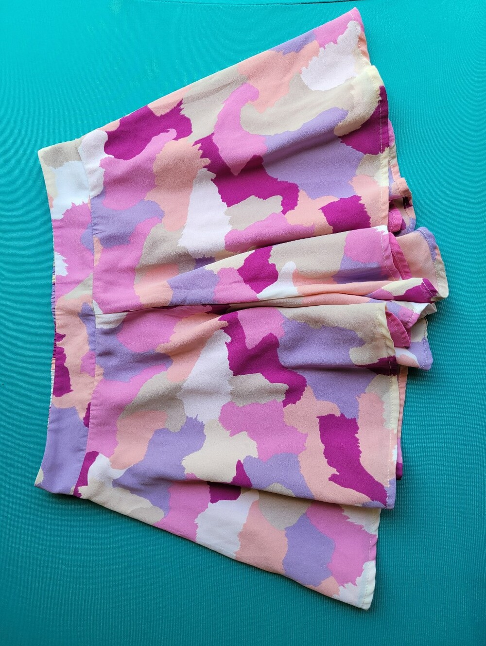Adrienne Abstract Swing Shorts Size M Pink Purple Multi Color Fully Lined